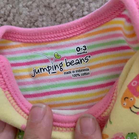 Jumping bean one piece! Bundle 5/$20! - Picture 2 of 2